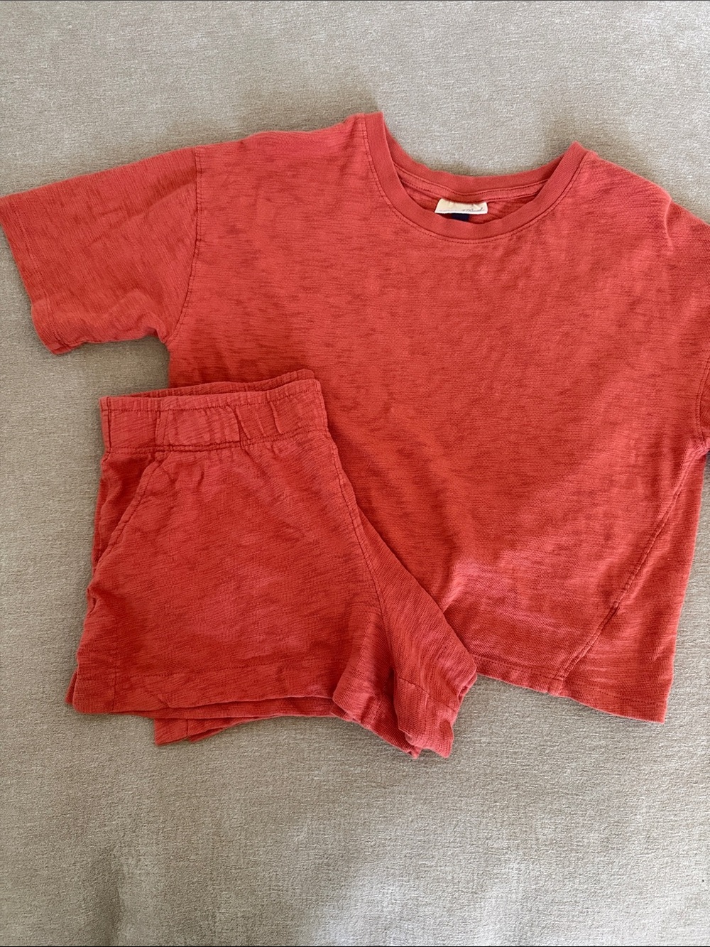 Universal Thread Women's Two-Piece Lounge Set in Coral Red
